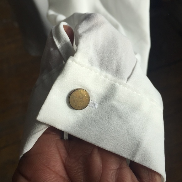 White partial button down blouse with gold hardware - Picture 7 of 9